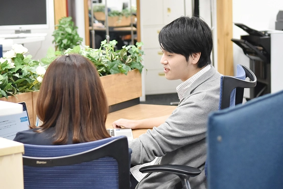 インタビューの様子